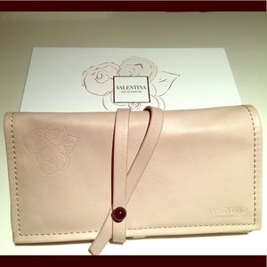 Valentino nude pink parfums jewel pouch